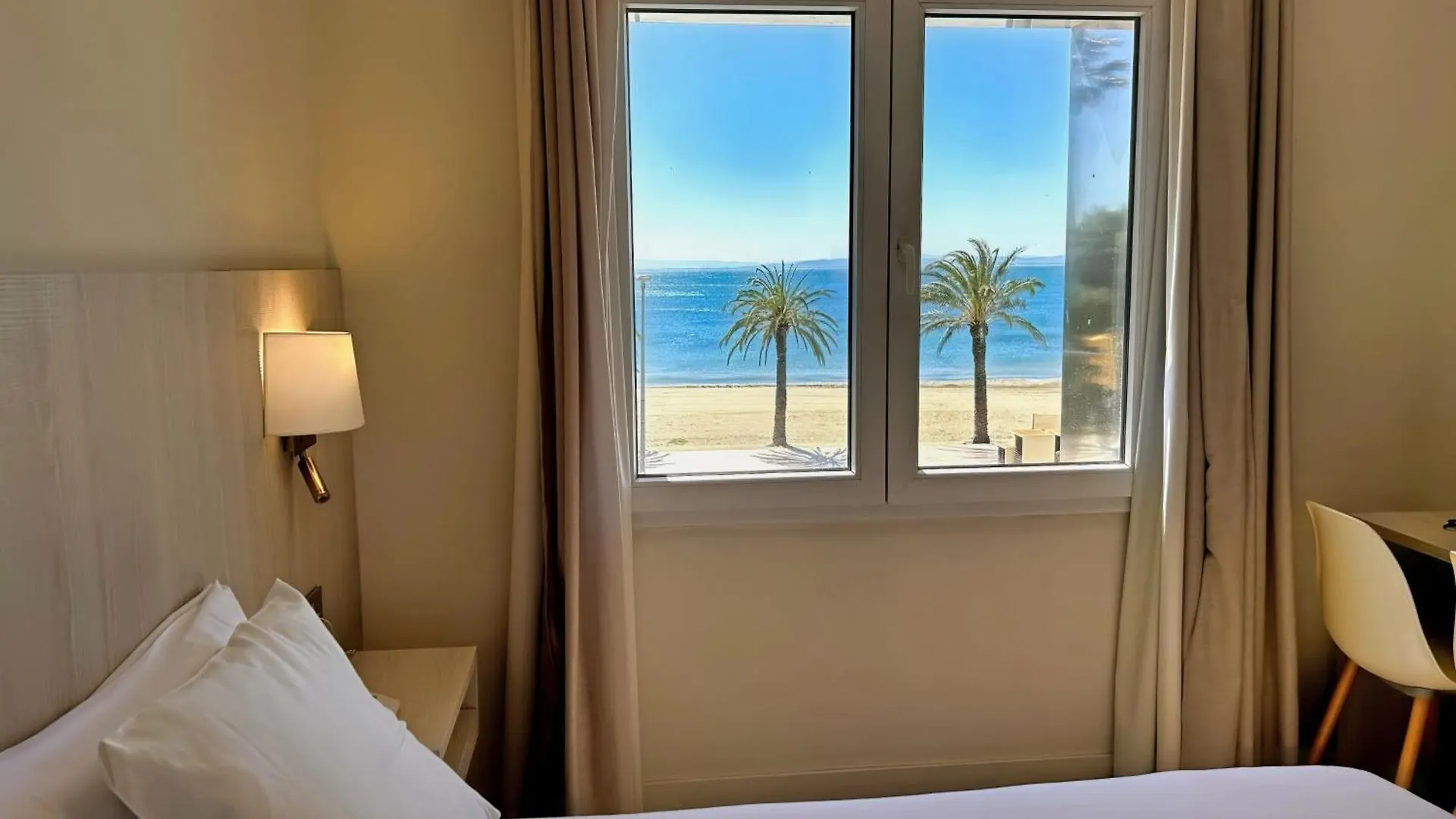 Hotel Marina Roses 3*,  Spanje