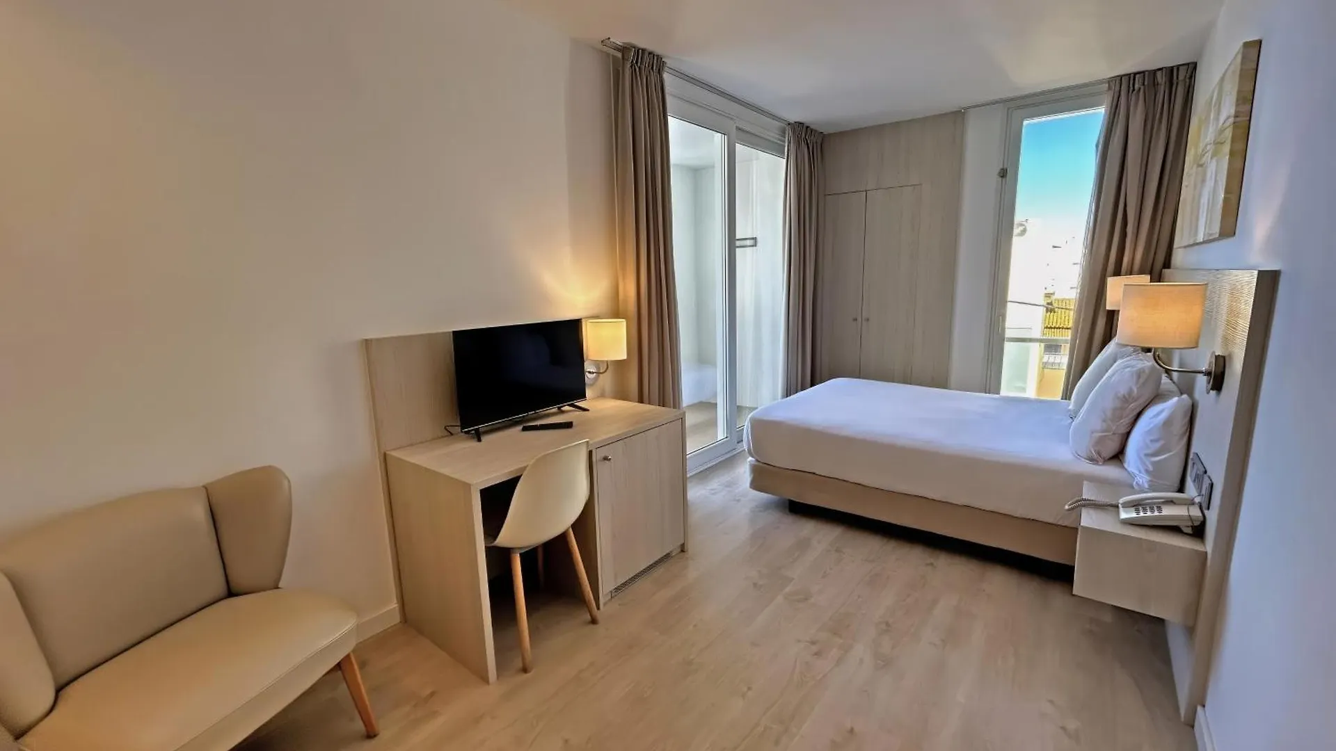 Hotel Marina Roses