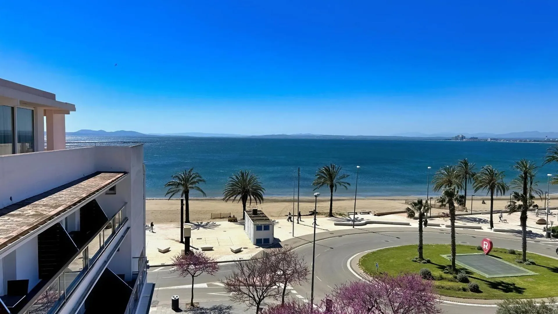 Hotel Marina Roses Spain